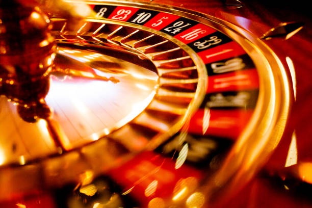 Mobile baccarat table with chat panel